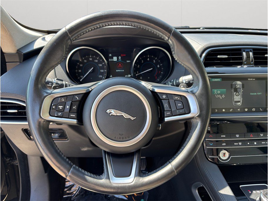 Used 2020 Jaguar F-PACE Prestige AWD/4WD image 26