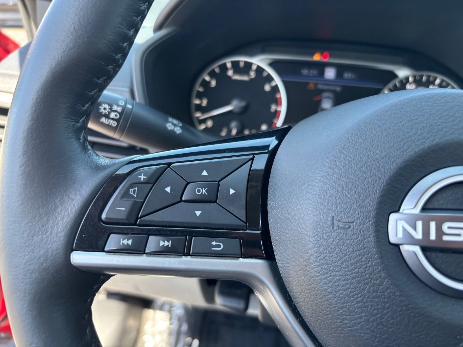 Used 2023 Nissan Altima 2.5 SL image 30