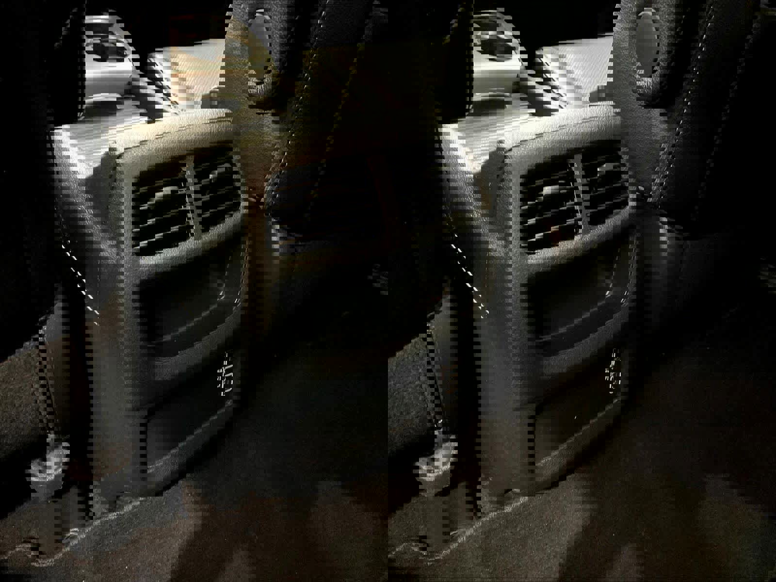 Used 2023 Honda Passport EX-L image 28