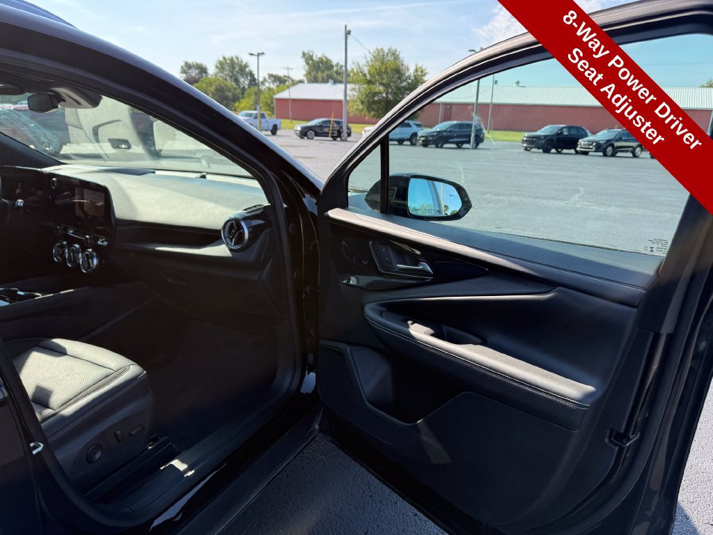Used 2024 Chevrolet Blazer EV LT AWD/4WD image 42
