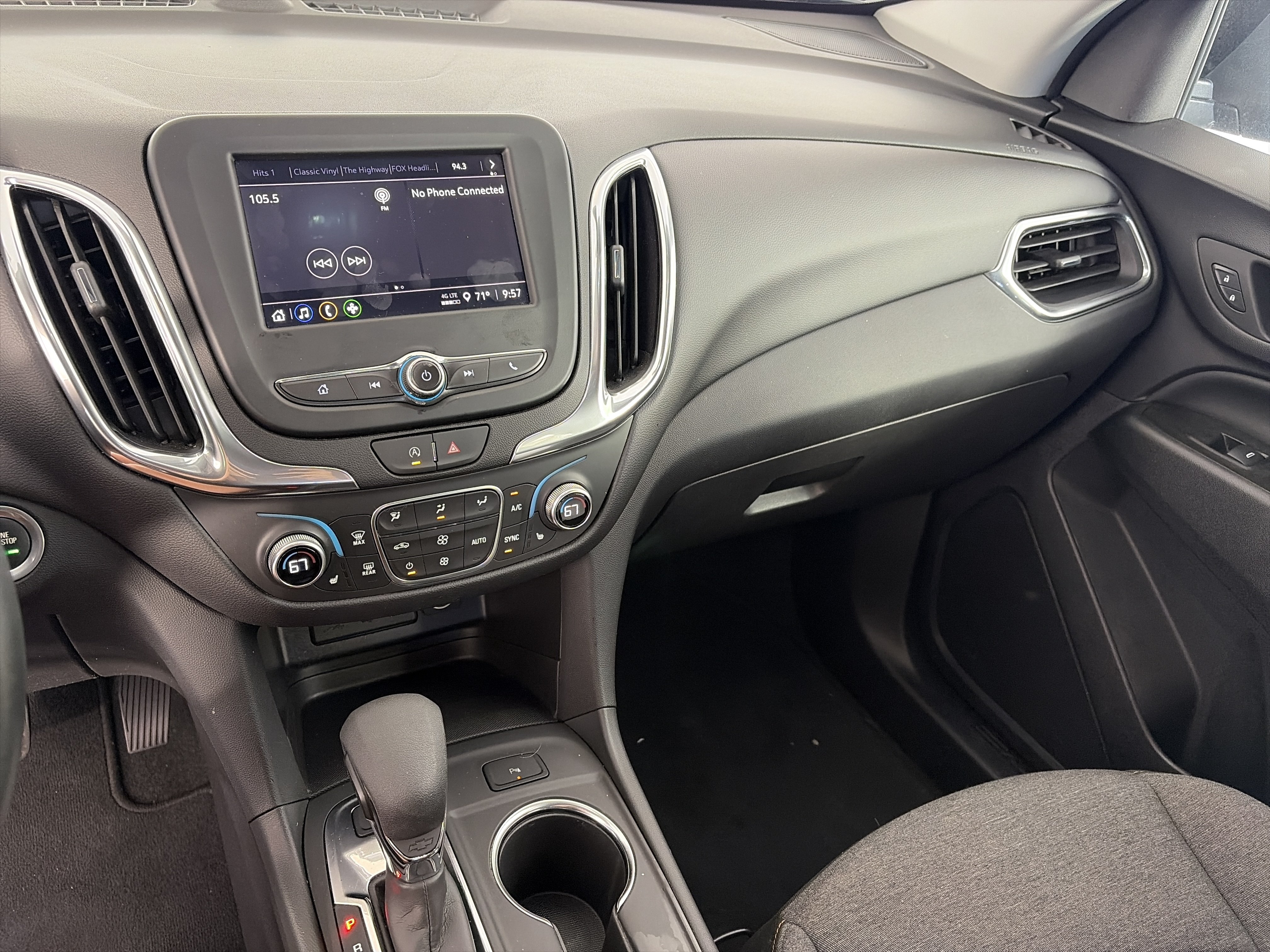 Used 2024 Chevrolet Equinox LT AWD/4WD image 4