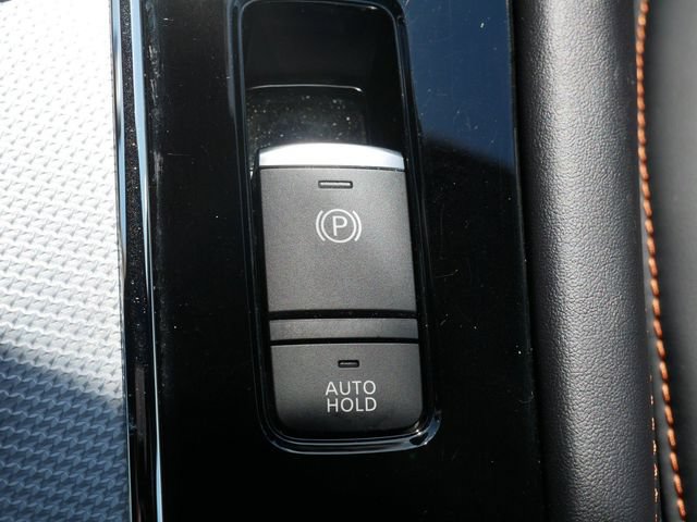 Used 2024 Mitsubishi Outlander SEL AWD/4WD image 25