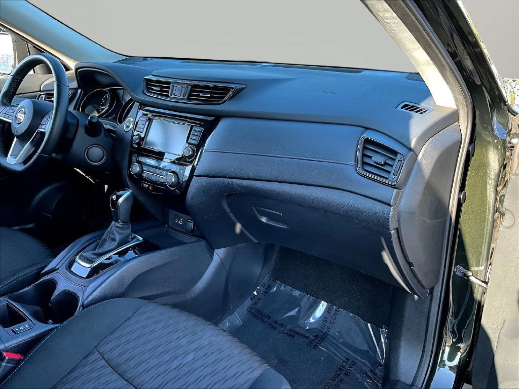Used 2020 Nissan Rogue SV AWD/4WD image 30