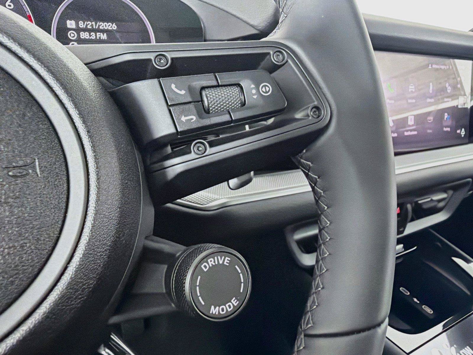 New 2026 Porsche Cayenne AWD/4WD image 14