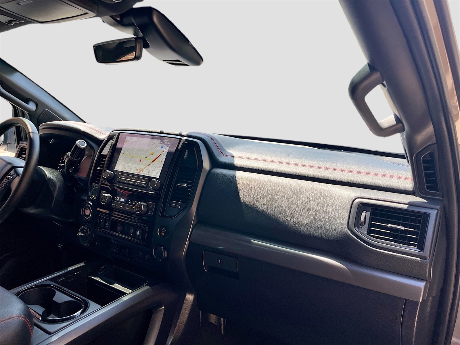 Used 2024 Nissan Titan PRO-4X w/ Pro-4x Convenience Package image 29