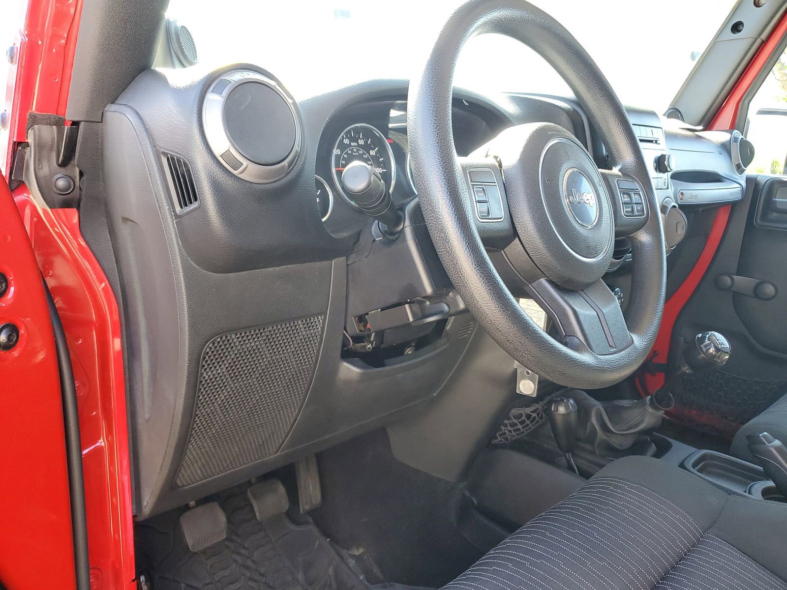 Used 2012 Jeep Wrangler Sport AWD/4WD image 15