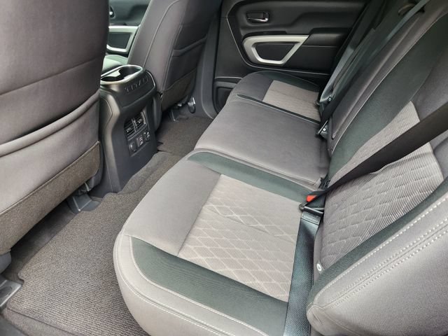 Used 2024 Nissan Titan SV w/ SV Convenience Package AWD/4WD image 31