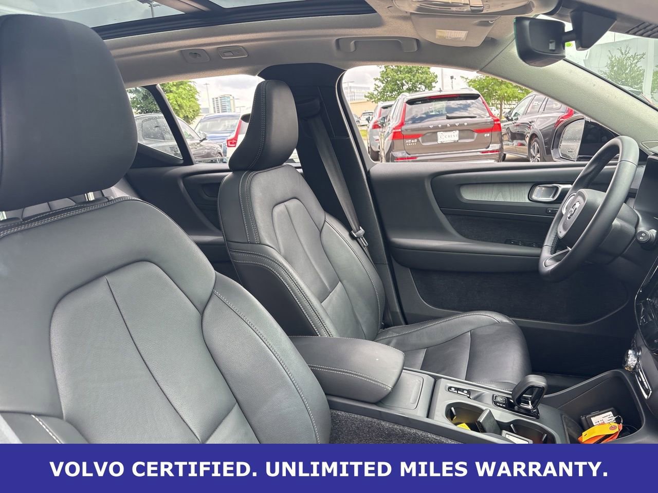 Certified 2025 Volvo XC40 B5 Core AWD/4WD image 13