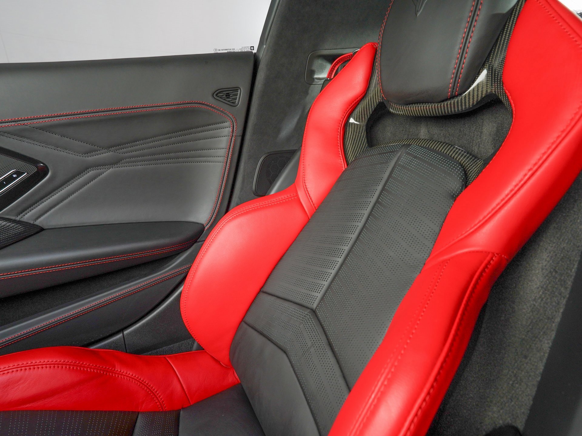 Used 2023 Chevrolet Corvette Z06 w/ Z07 Performance Package image 25