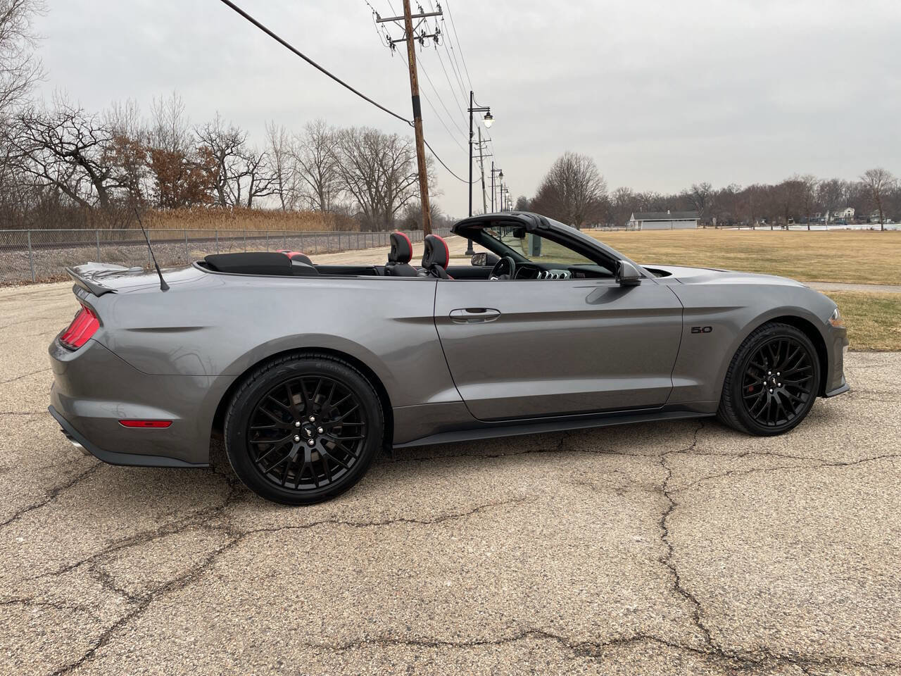 Used 2021 Ford Mustang GT Premium w/ GT Performance Package RWD image 43