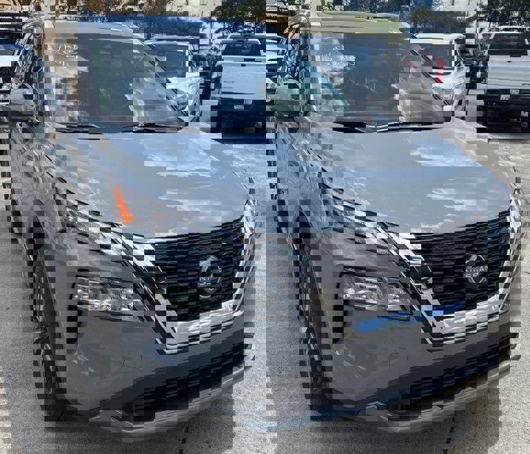 Used 2023 Nissan Rogue SL image 6