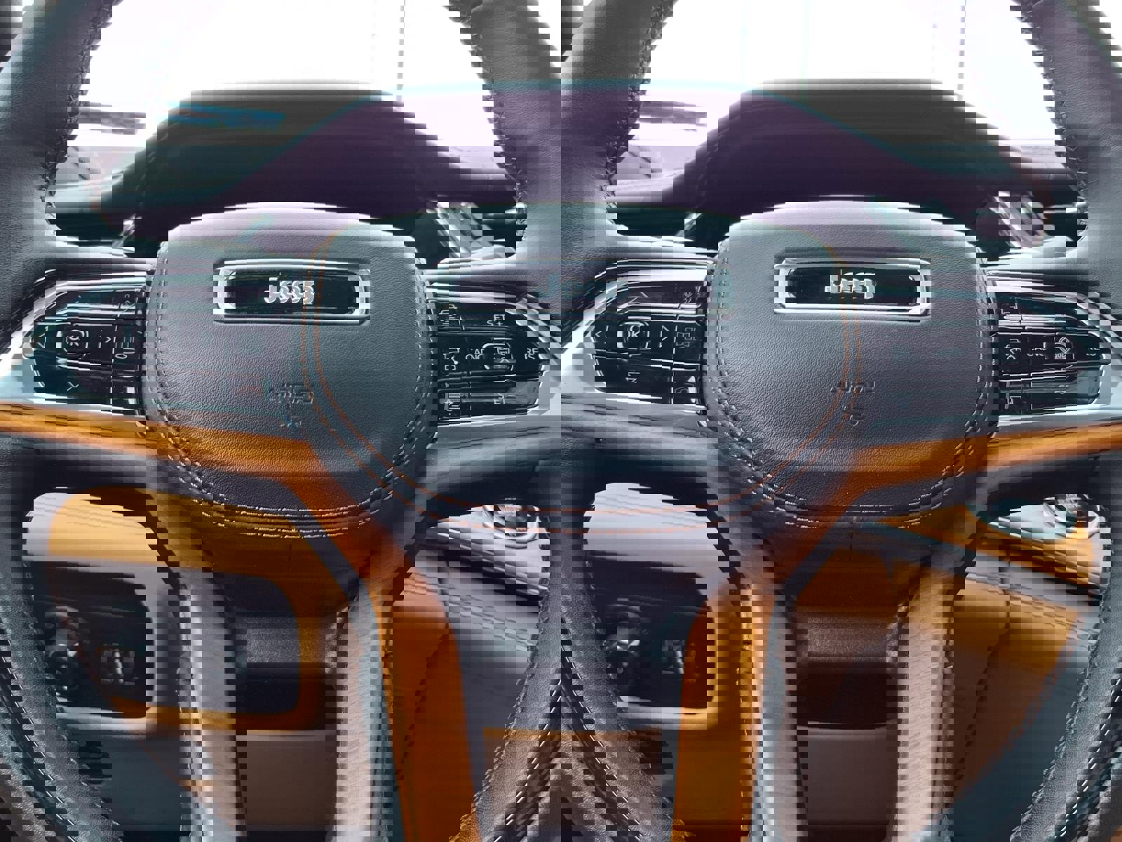 Used 2024 Jeep Grand Cherokee Summit image 15