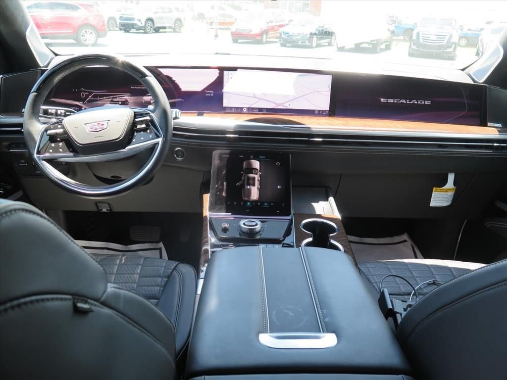 Certified 2025 Cadillac Escalade Sport Platinum w/ LPO, ONYX Package AWD/4WD image 25