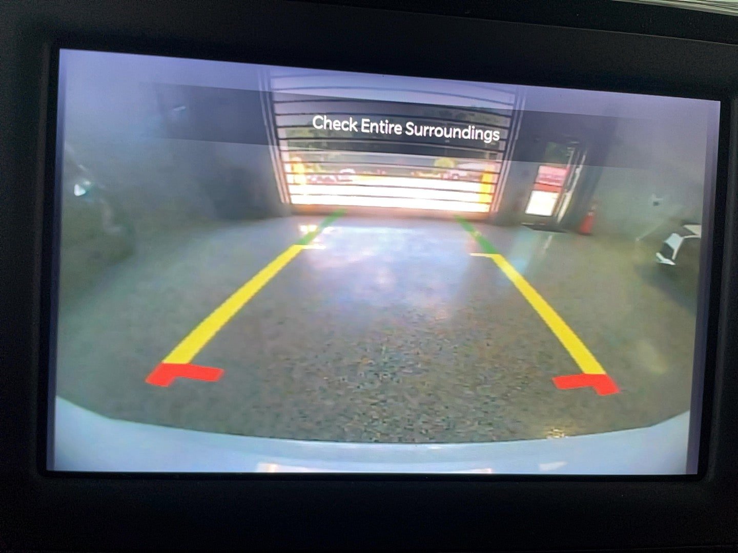 Used 2023 Chrysler Voyager LX FWD image 7