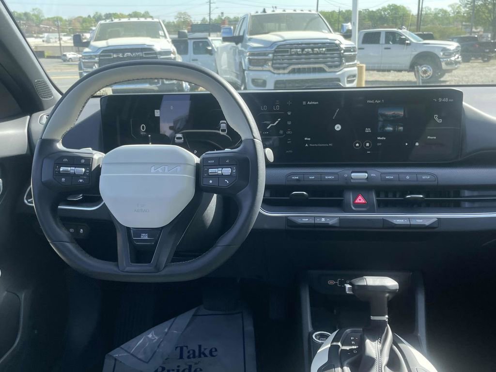 Used 2025 Kia K4 GT-Line w/ GT-Line Sunroof Package image 22