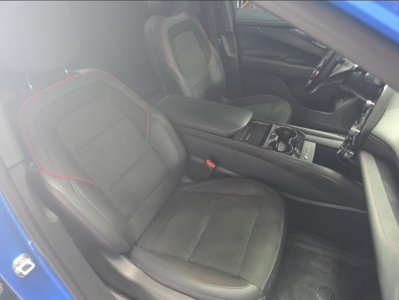 Used 2024 Chevrolet Blazer EV RS AWD/4WD image 11