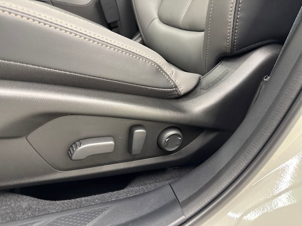 New 2026 Subaru Outback Limited XT image 12