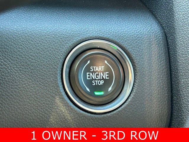 Used 2025 GMC Acadia Elevation image 27