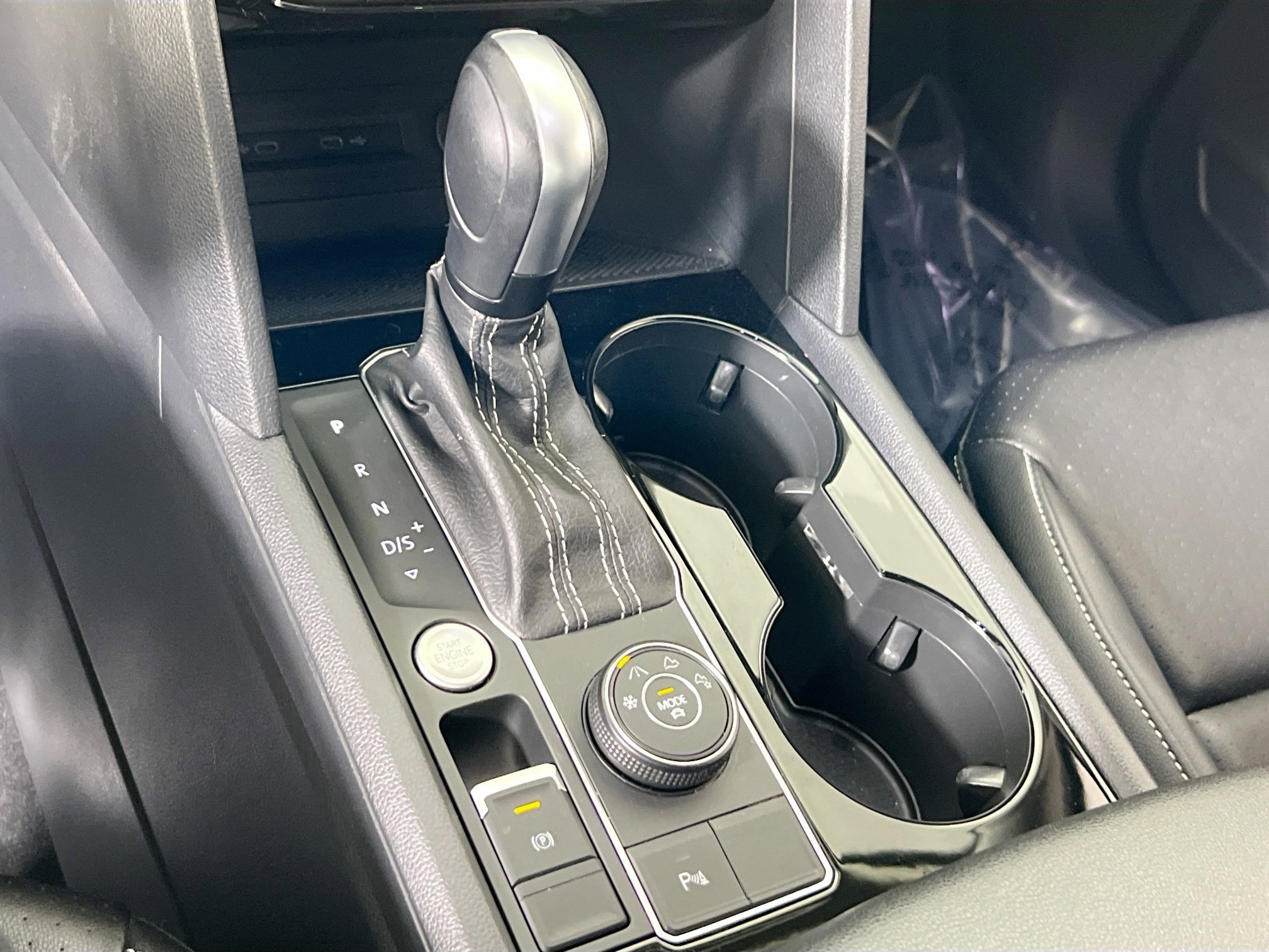 Used 2022 Volkswagen Atlas SEL image 17