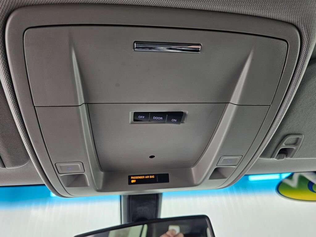 Used 2015 GMC Yukon SLE w/ HD Trailering Package image 26