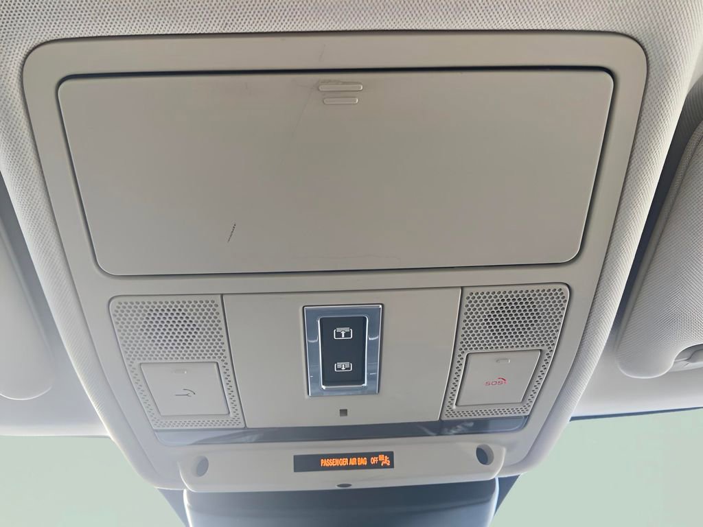 Used 2018 Land Rover Range Rover Evoque HSE image 33