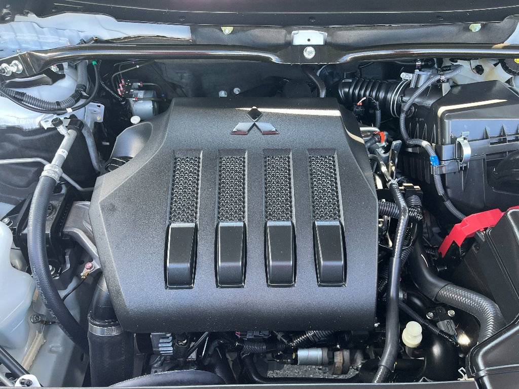 Used 2024 Mitsubishi Eclipse Cross LE image 34