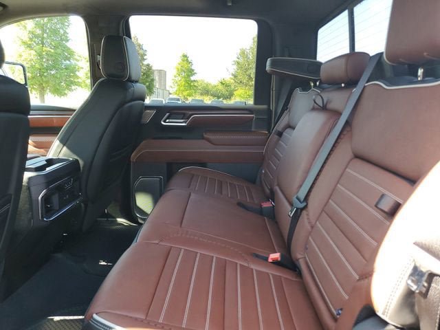 New 2026 GMC Sierra 2500 Denali Ultimate AWD/4WD image 12