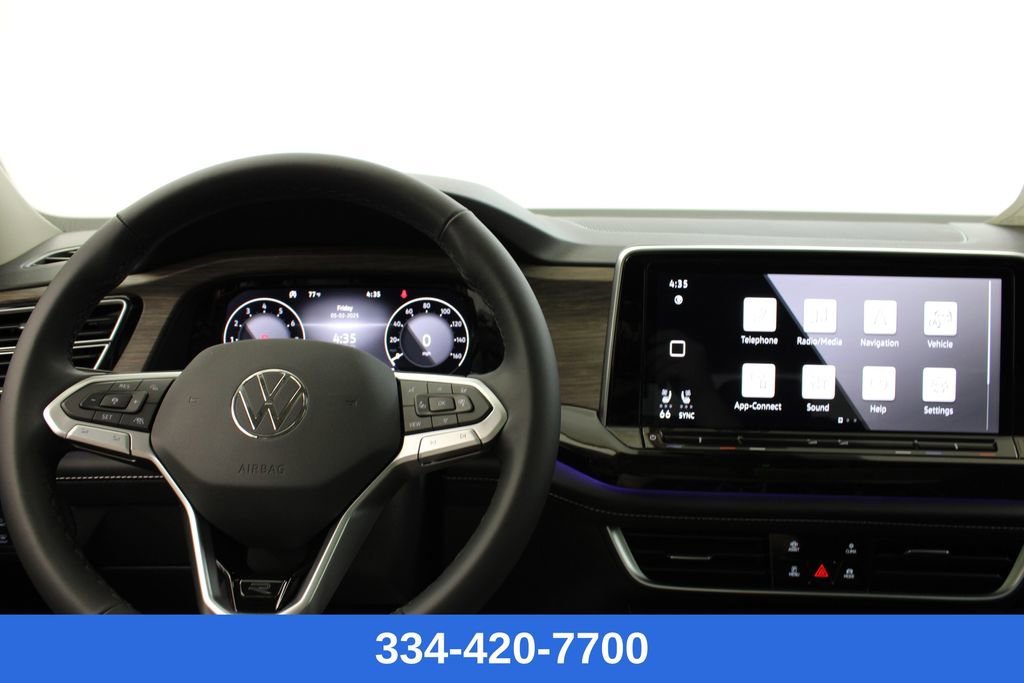 New 2025 Volkswagen Atlas SEL Premium R-Line image 23