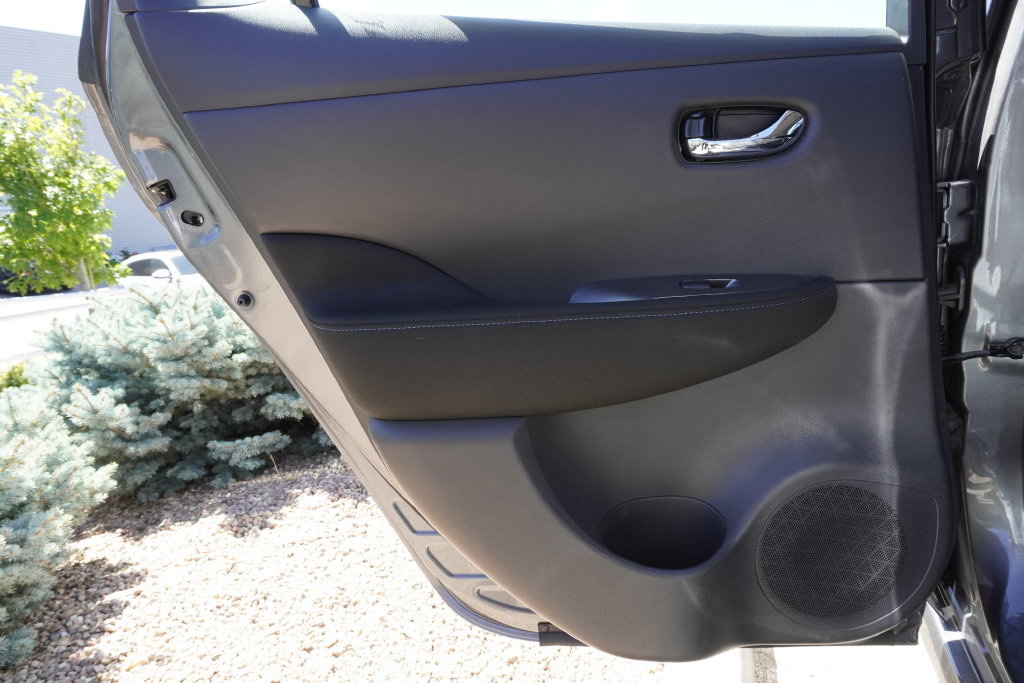 Used 2025 Nissan Leaf S FWD image 28