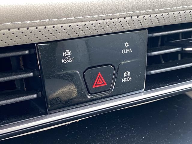 Used 2024 Volkswagen Atlas SE FWD image 27