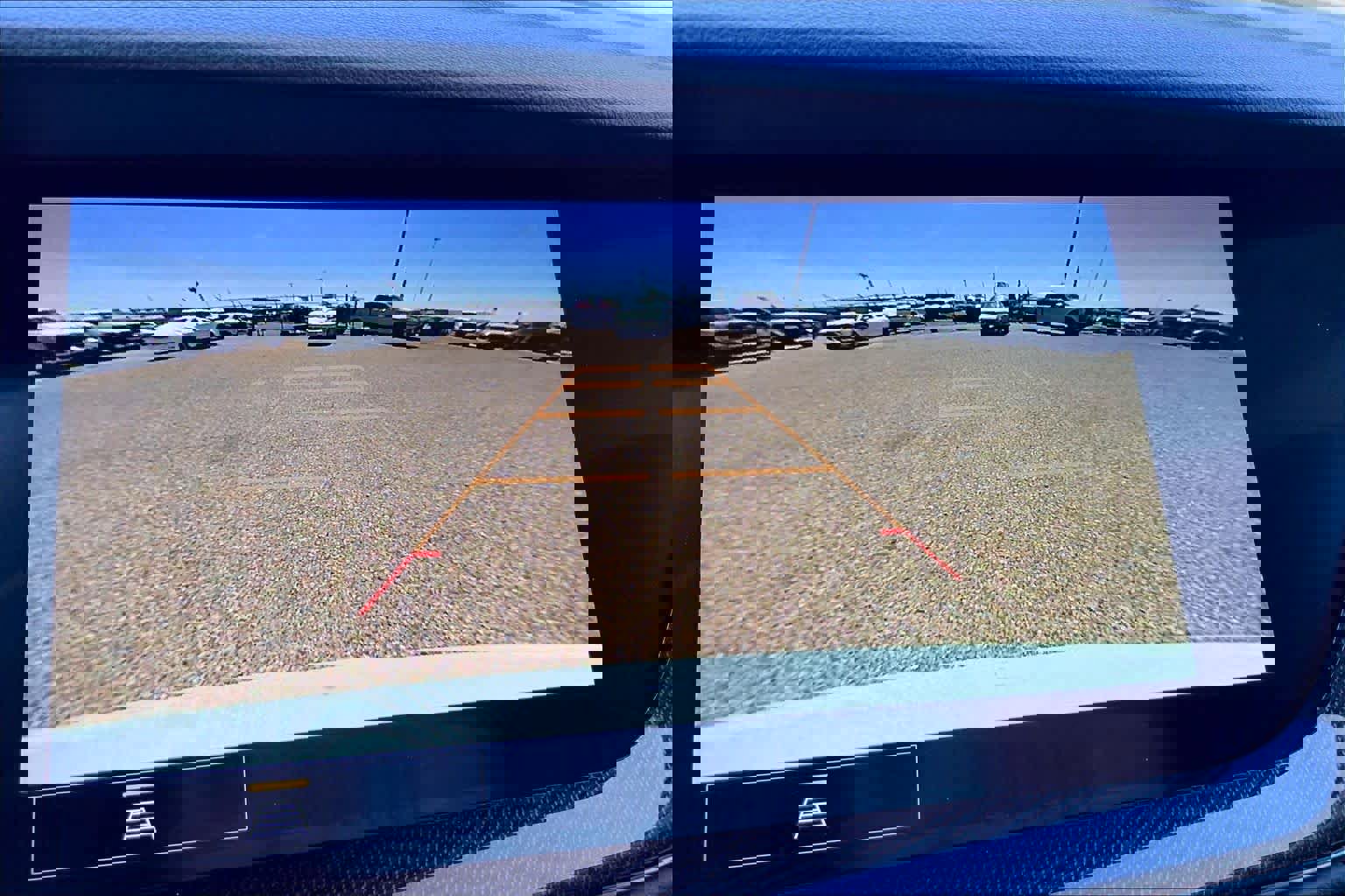 Used 2022 Buick Envision Essence w/ Sport Touring Package FWD image 27