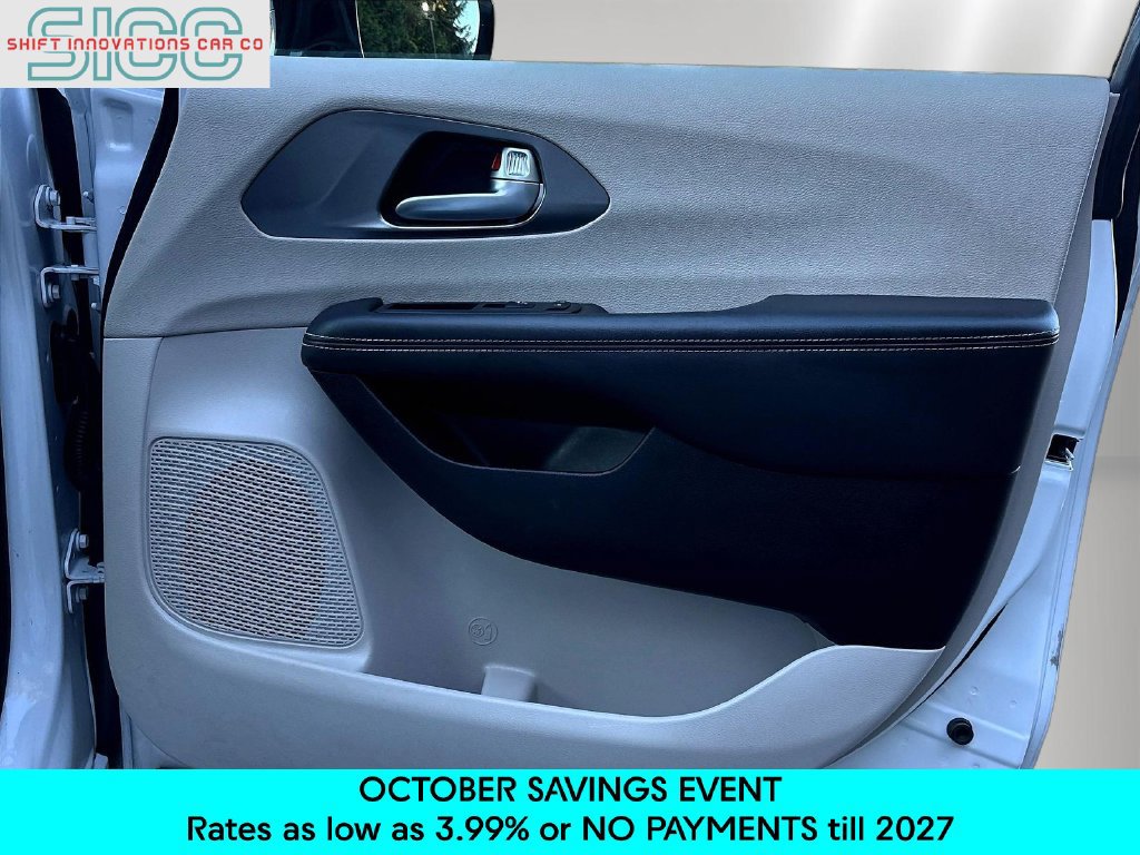 Used 2024 Chrysler Pacifica Limited FWD image 31