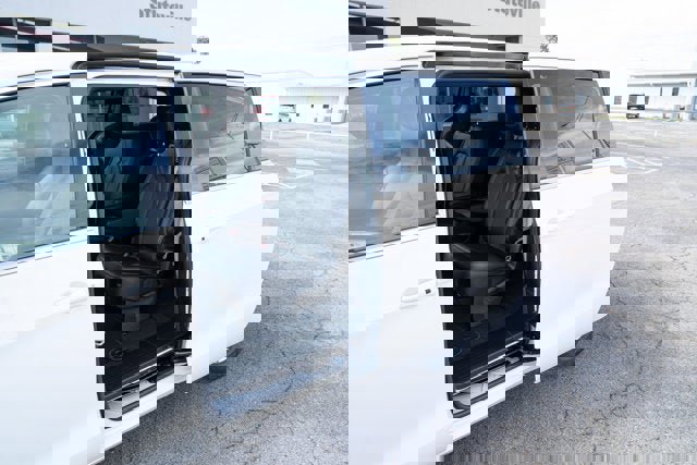 New 2026 Chrysler Pacifica Select image 11