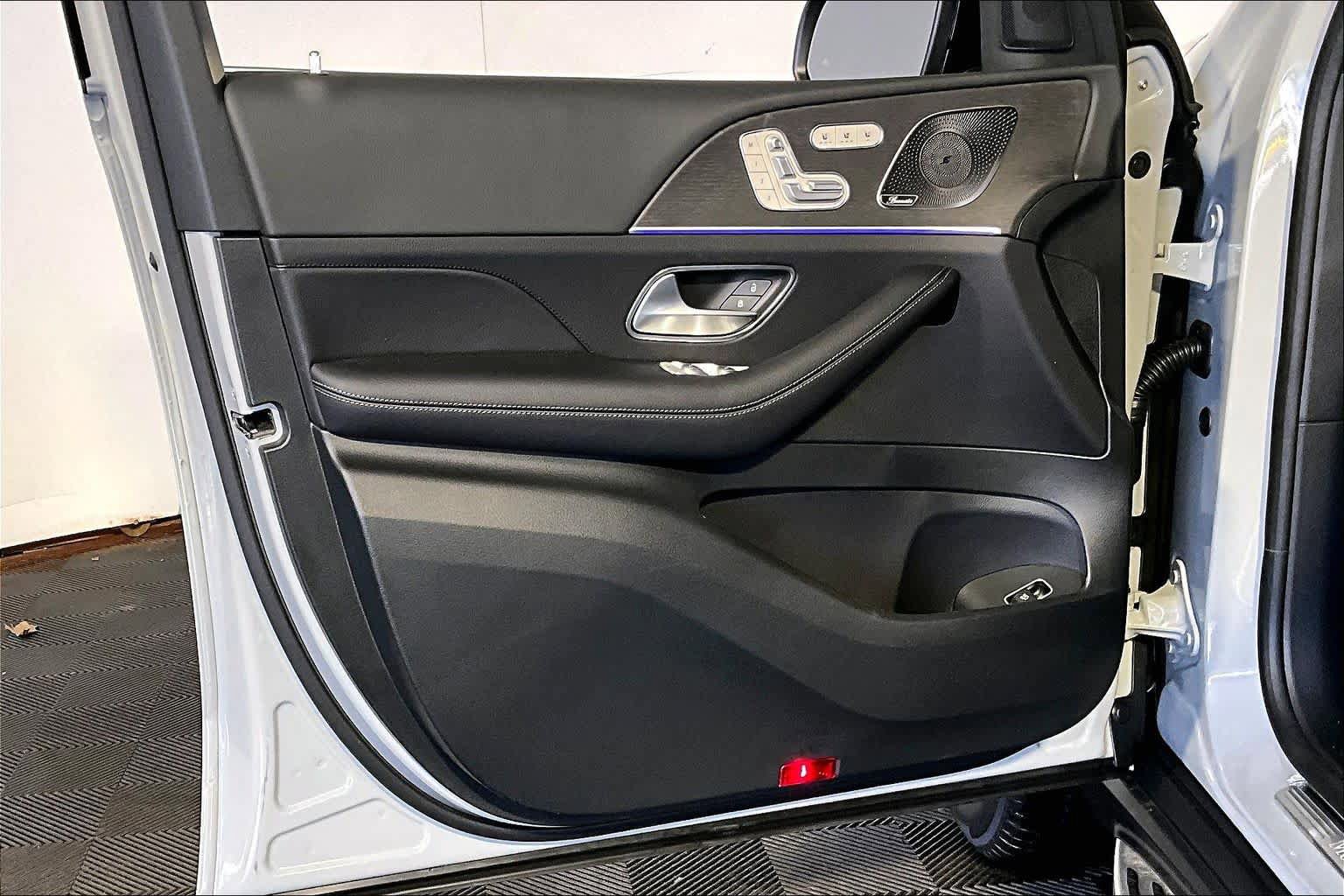 New 2026 Mercedes-Benz GLE 350 4MATIC image 11