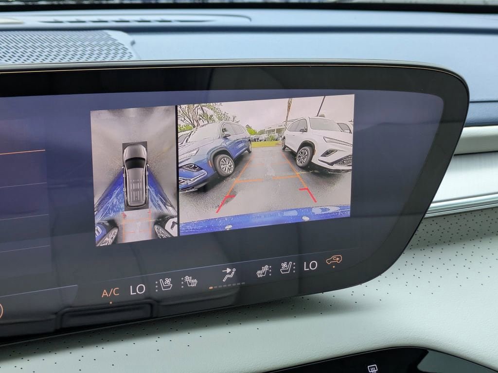 New 2026 Buick Enclave Avenir FWD image 23