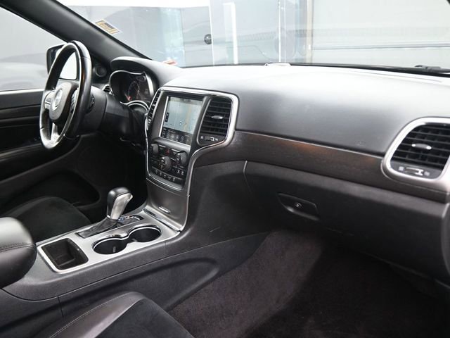 Used 2018 Jeep Grand Cherokee Altitude image 25
