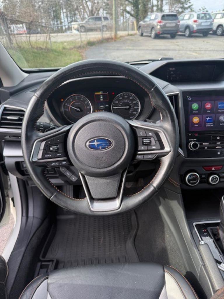 Used 2020 Subaru Crosstrek 2.0i Limited w/ Moonroof Package w/Navigation AWD/4WD image 13
