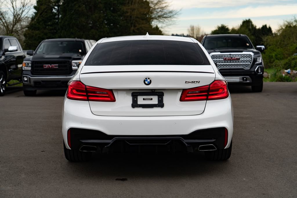Used 2017 BMW 540i w/ M Sport Package image 7