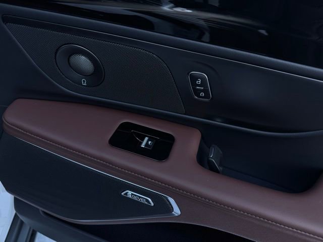 New 2026 Lincoln Nautilus Reserve w/ Jet Appearance Package image 17
