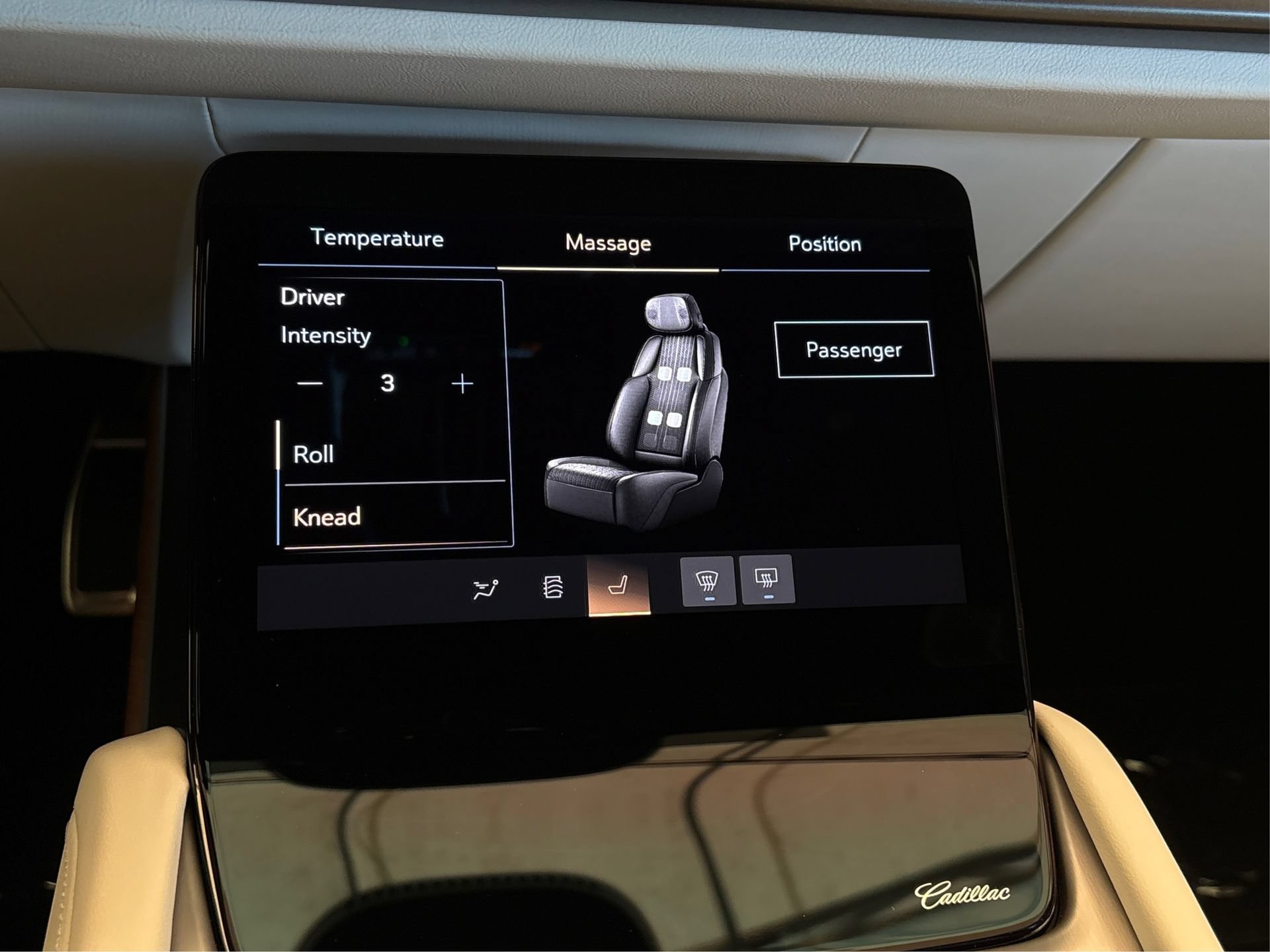 New 2027 Cadillac Vistiq Sport AWD/4WD image 31