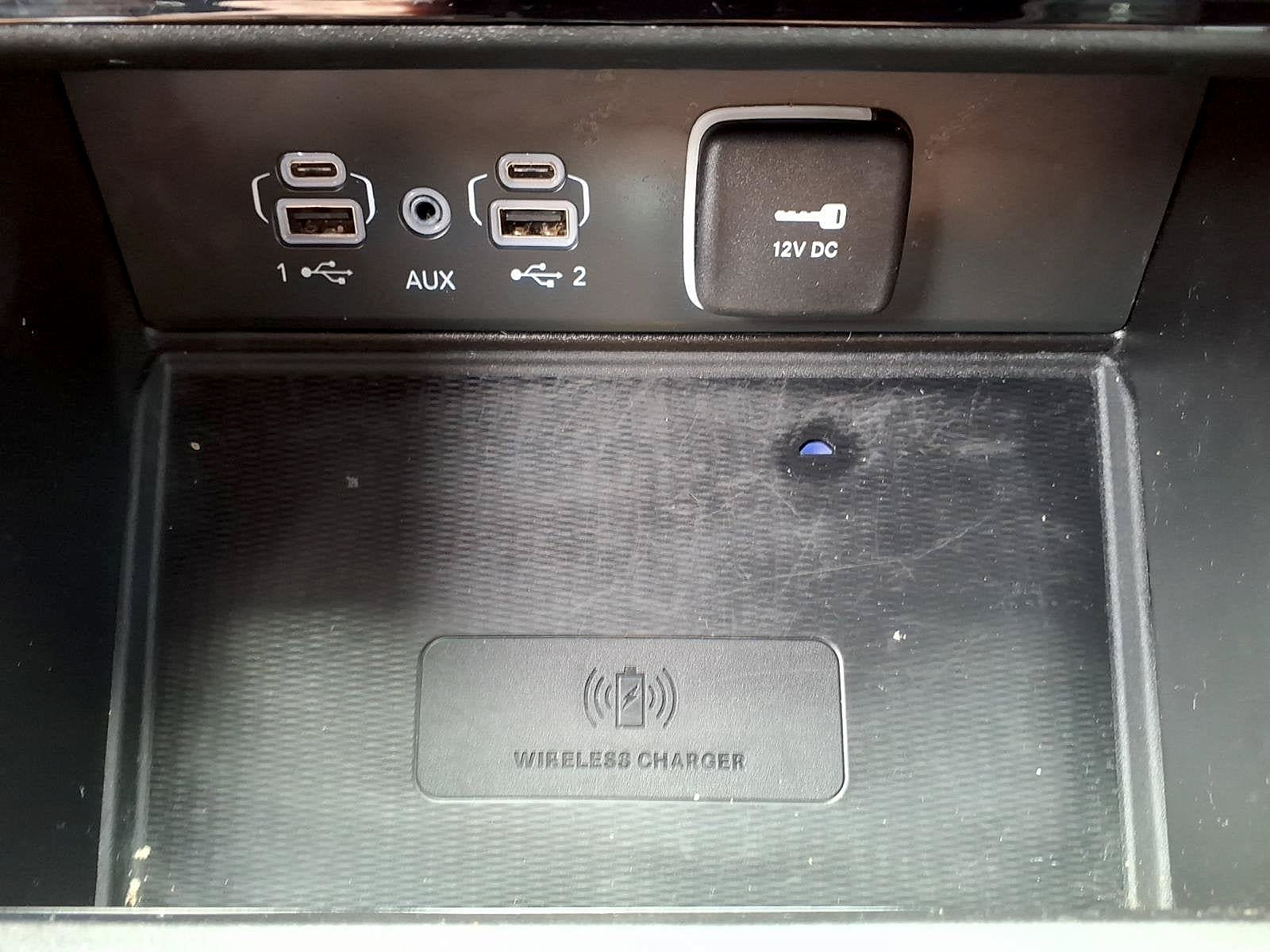 Used 2023 Jeep Grand Cherokee Altitude AWD/4WD image 16