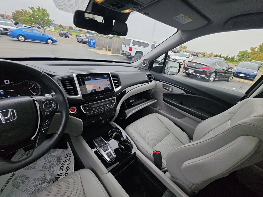 Used 2016 Honda Pilot Elite image 28