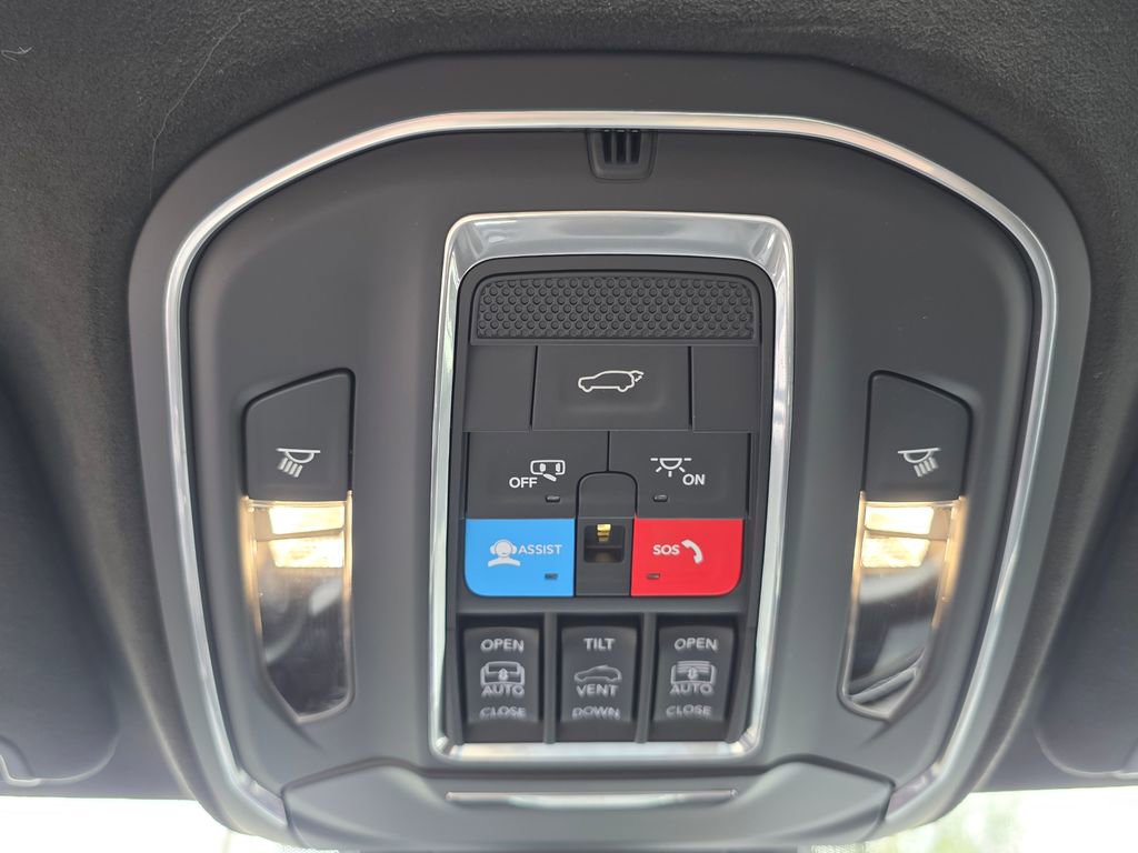 Used 2024 Jeep Wagoneer Launch Edition image 29