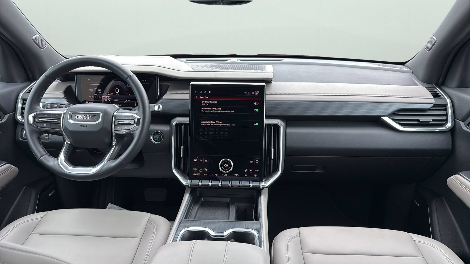 Used 2026 GMC Acadia Elevation w/ Elevation Premium Package FWD image 21