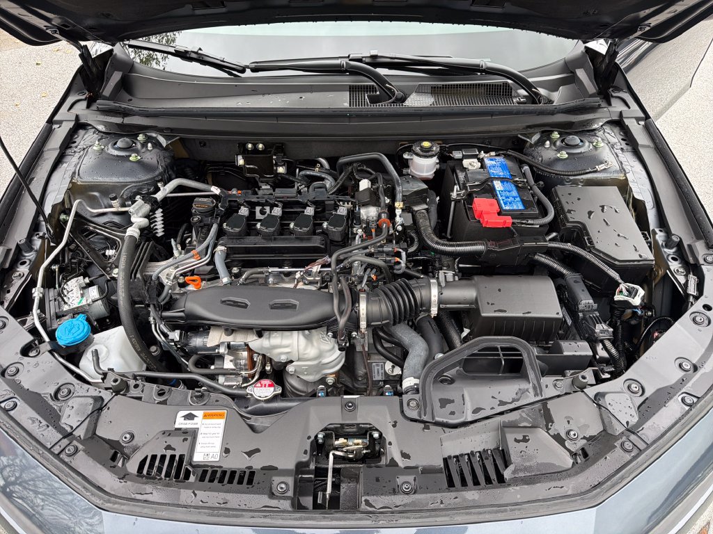 Used 2025 Honda Accord SE image 36