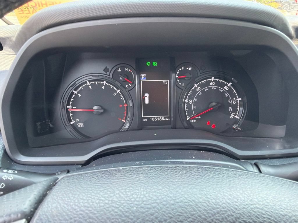 Used 2021 Toyota 4Runner SR5 Premium w/ Moonroof Package RWD image 4