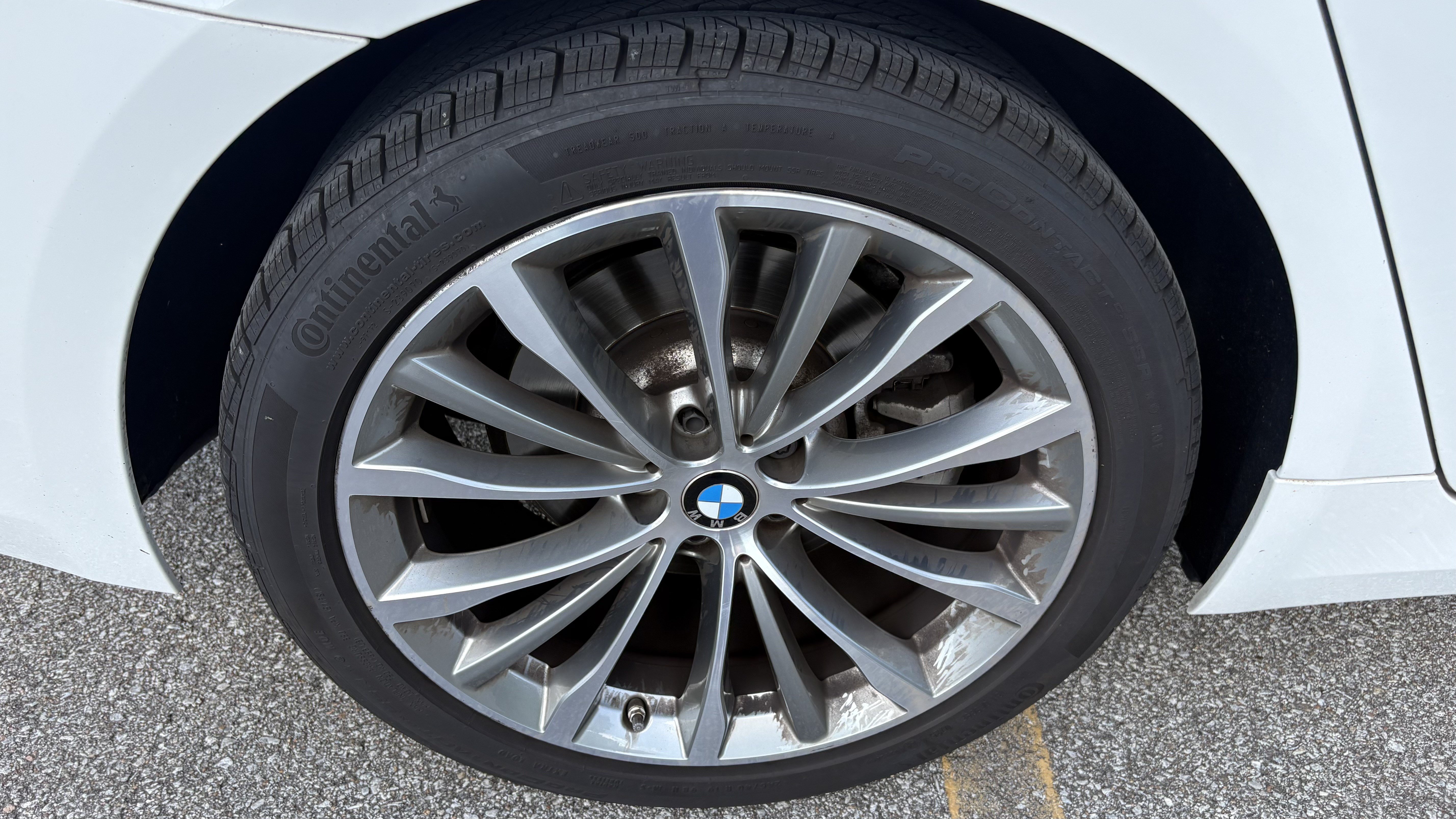 Certified 2023 BMW 530i xDrive w/ Premium Package AWD/4WD image 14