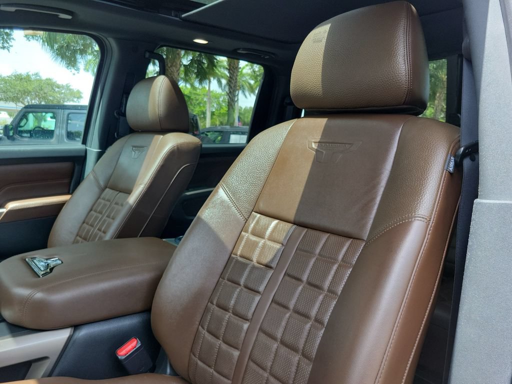 Used 2024 Nissan Titan Platinum Reserve w/ Moonroof Package AWD/4WD image 15