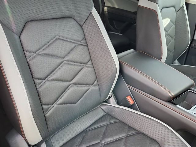 New 2026 Volkswagen Atlas Peak Edition image 19