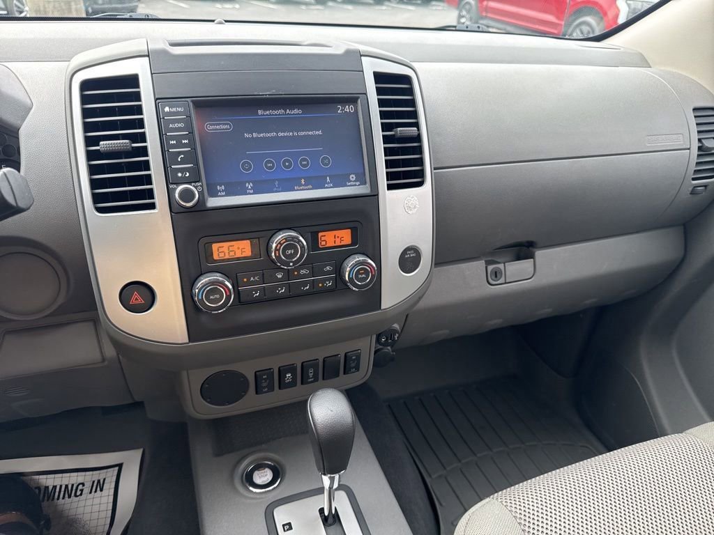 Used 2020 Nissan Frontier SV image 35